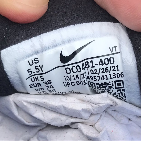 Nike Waffle One Classic Retro Mesh Suede Sneakers - Picture 9 of 11